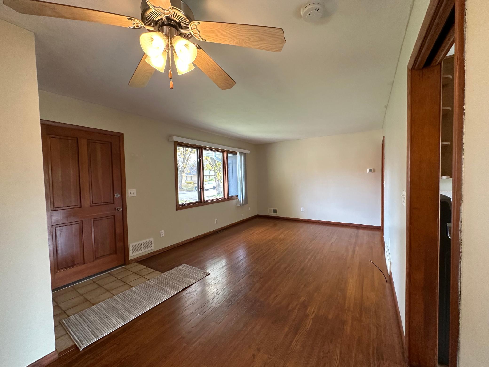 1955 single family home for sale at 1301 14th Street S in Moorhead, MN — 3 bed, 2 bath (photo 5 of 31)