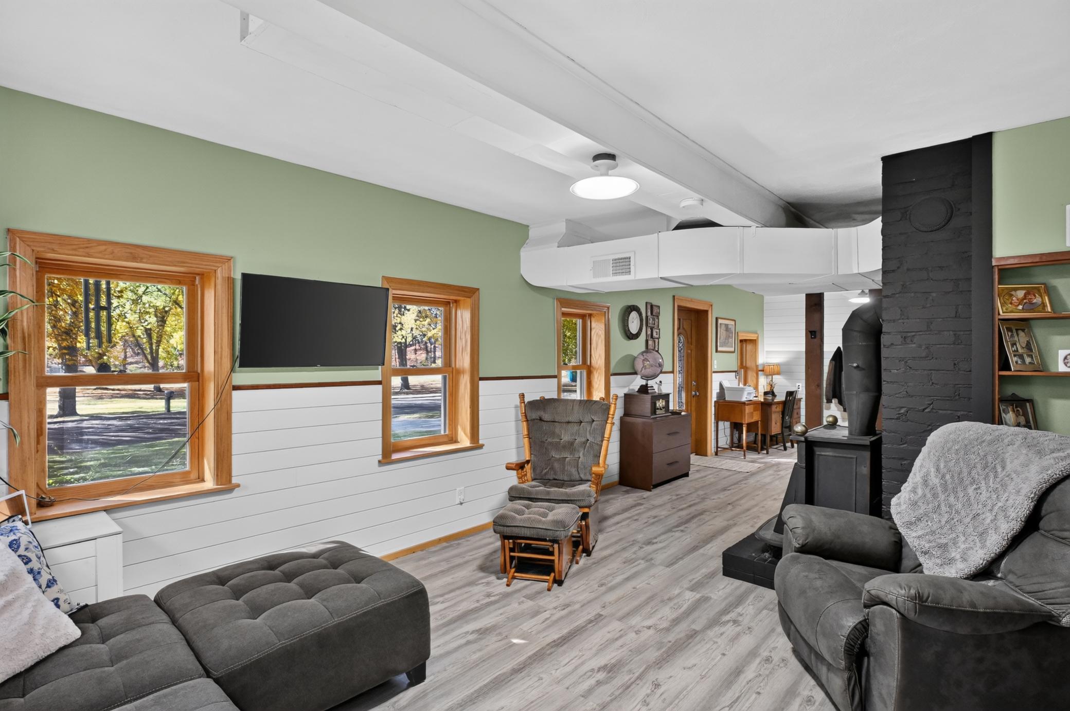 1949 single family home for sale at 317 Fingal Drive in Alexandria, MN — 4 bed, 2 bath (photo 23 of 39)