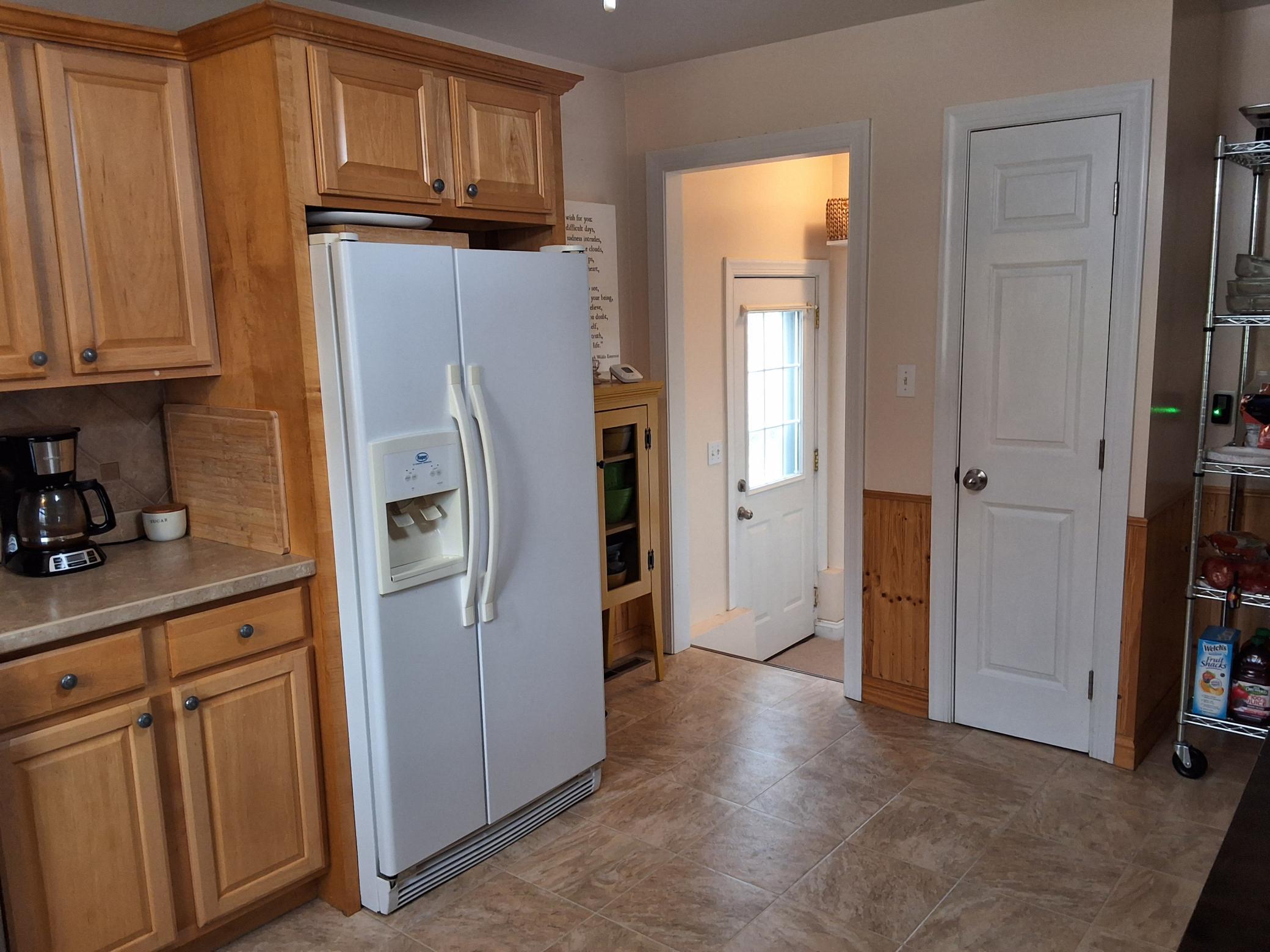1962 single family home for sale at 1138 Cleveland Avenue in Detroit Lakes, MN — 3 bed, 2 bath (photo 4 of 24)