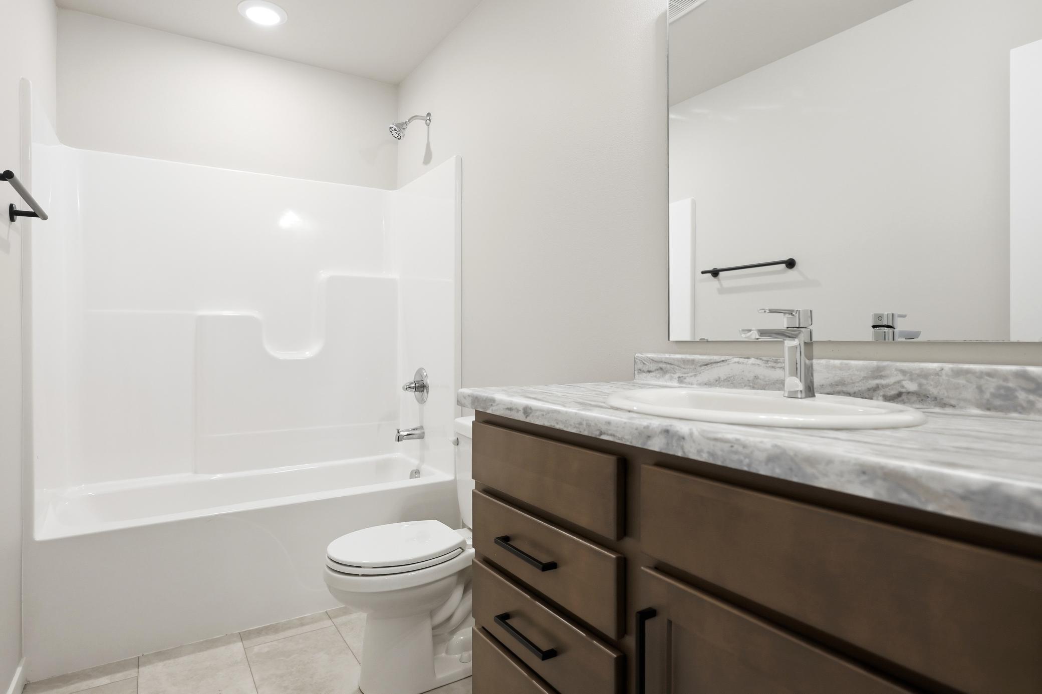 2023 single family home for sale at 7042 67th Street S in Horace, ND — 4 bed, 3 bath (photo 12 of 30)