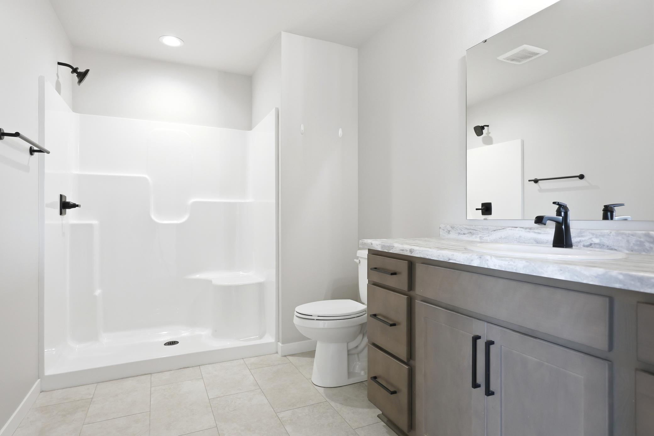 2023 single family home for sale at 7042 67th Street S in Horace, ND — 4 bed, 3 bath (photo 16 of 30)