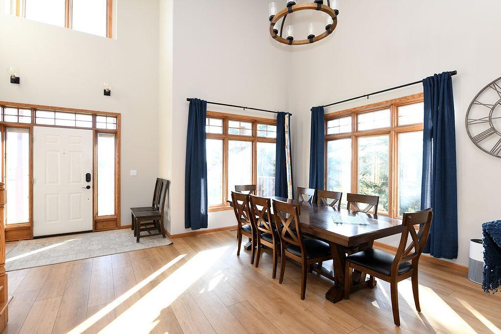 1997 single family home for sale at 7589 40 Street N in Moorhead, MN — 5 bed, 4 bath (photo 13 of 53)