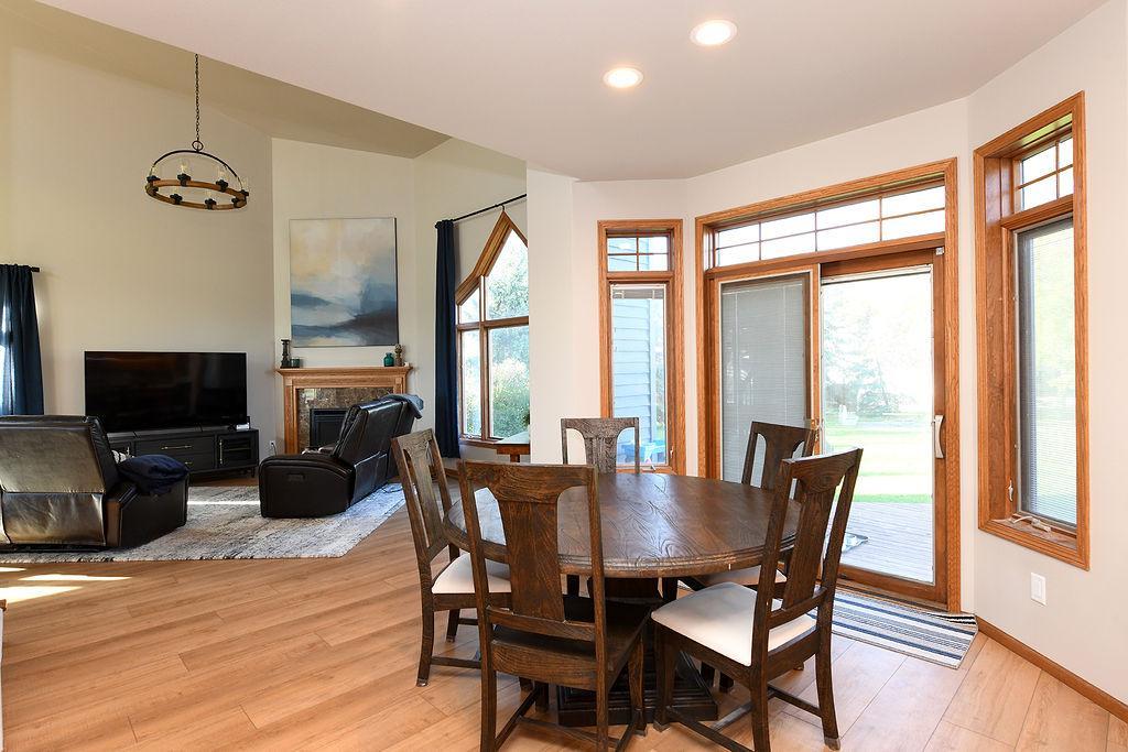 1997 single family home for sale at 7589 40 Street N in Moorhead, MN — 5 bed, 4 bath (photo 16 of 53)