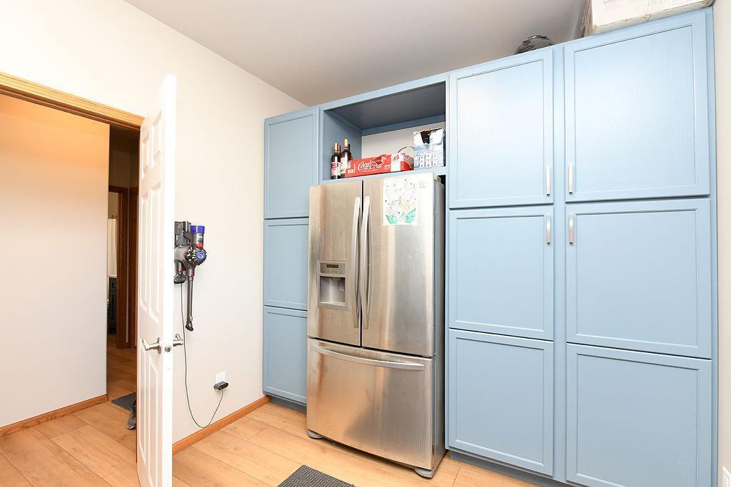 1997 single family home for sale at 7589 40 Street N in Moorhead, MN — 5 bed, 4 bath (photo 22 of 53)