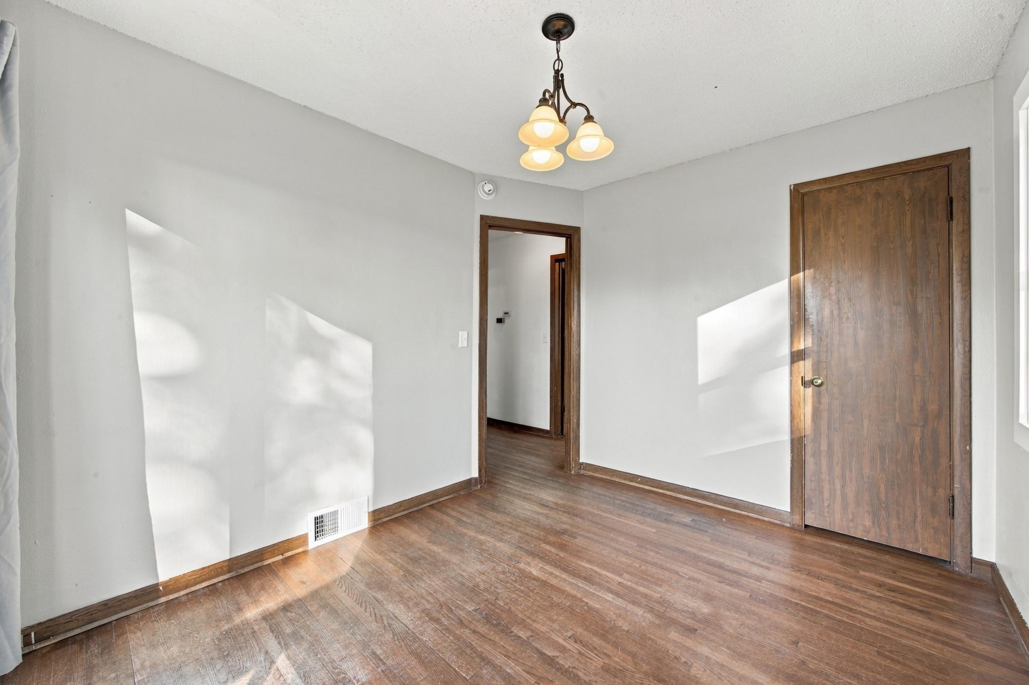 1953 single family home for sale at 52 16 1/2 Avenue N in Fargo, ND — 4 bed, 2 bath (photo 10 of 36)