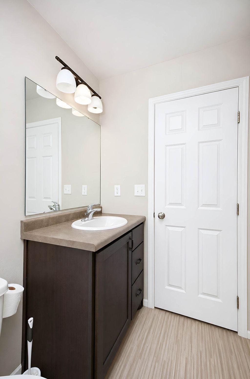 2019 single family home for sale at 1558 68th Avenue S in Fargo, ND — 4 bed, 3 bath (photo 16 of 38)