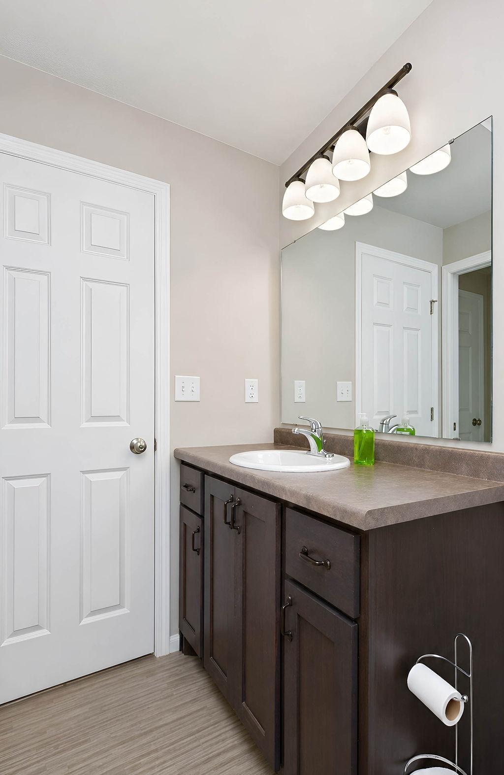 2019 single family home for sale at 1558 68th Avenue S in Fargo, ND — 4 bed, 3 bath (photo 31 of 38)