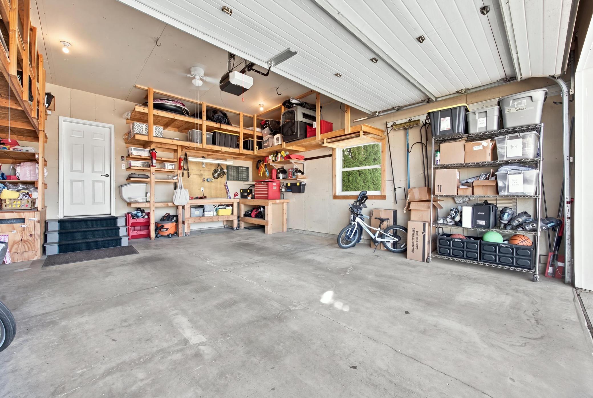 2002 twin home for sale at 6158 14th Street S in Fargo, ND — 3 bed, 3 bath (photo 46 of 46)