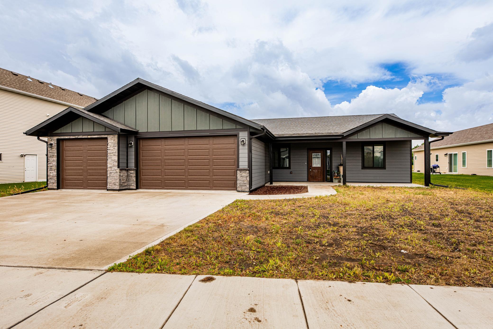 2024 single family home for sale at 4712 Hampton Loop S in Moorhead, MN — 4 bed, 3 bath