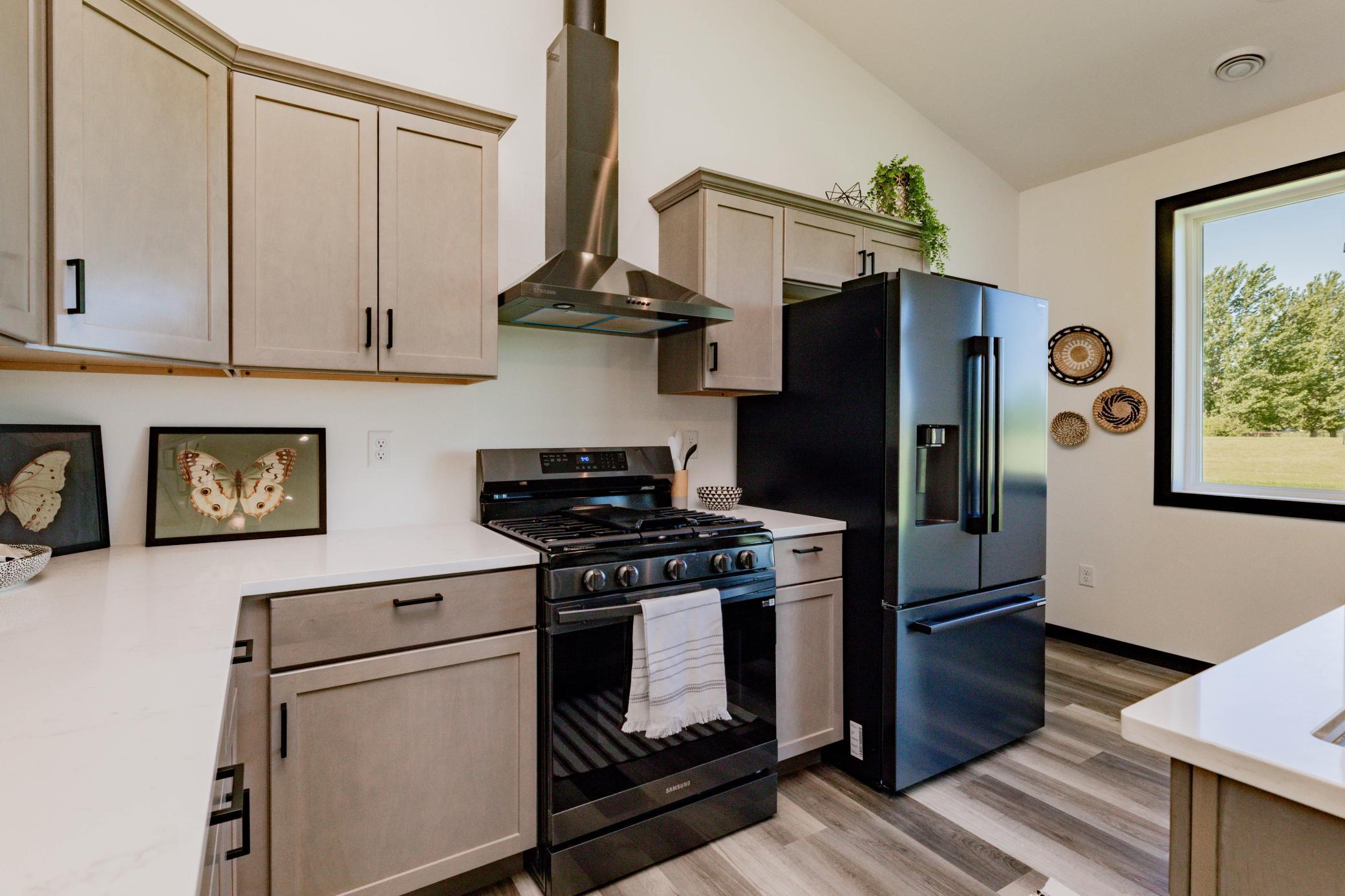 2024 single family home for sale at 4712 Hampton Loop S in Moorhead, MN — 4 bed, 3 bath (photo 12 of 36)