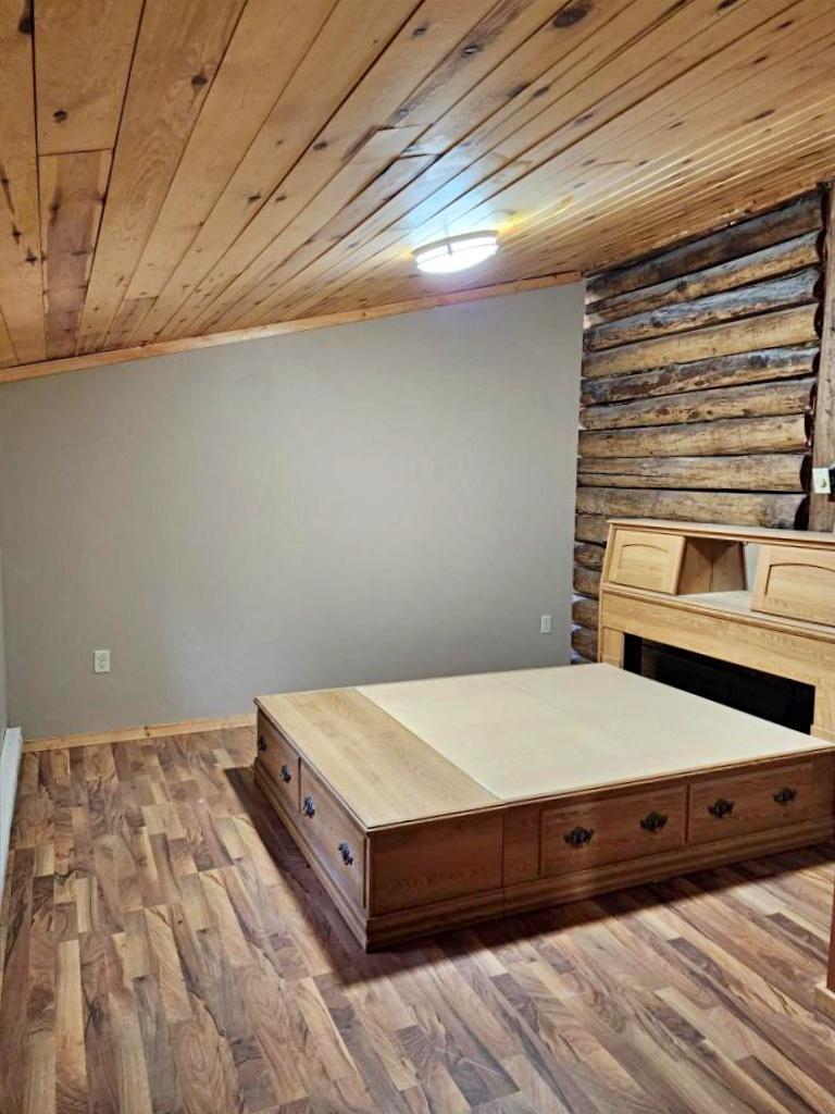 1994 single family home for sale at 21920 County 2 in Nevis, MN — 2 bed, 1 bath (photo 10 of 29)