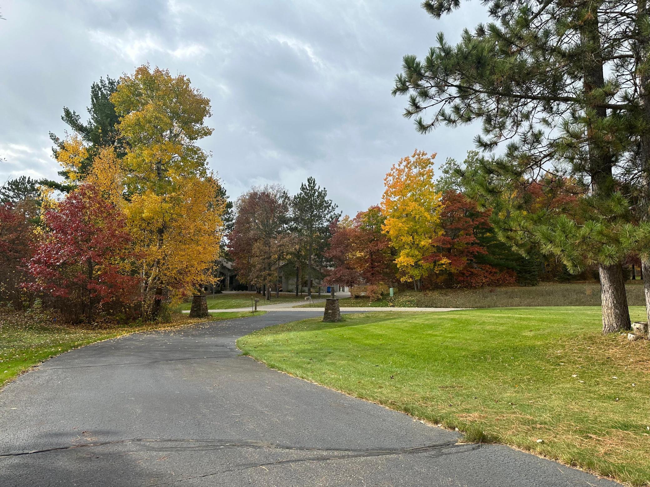 2009 single family home for sale at 8022 Crowne Hills Court NE in Bemidji, MN — 3 bed, 5 bath (photo 17 of 22)