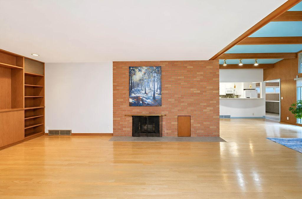 1958 single family home for sale at 1325 5th Street N in Fargo, ND — 4 bed, 3 bath (photo 14 of 59)