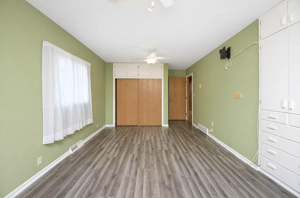 1958 single family home for sale at 1325 5th Street N in Fargo, ND — 4 bed, 3 bath (photo 28 of 59)