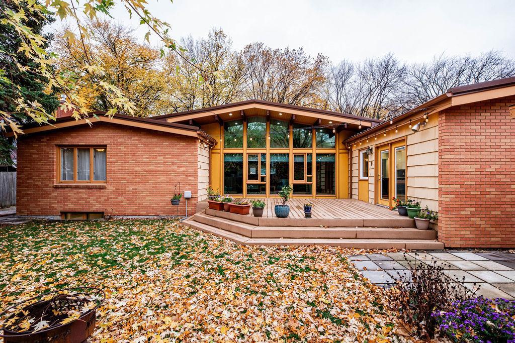 1958 single family home for sale at 1325 5th Street N in Fargo, ND — 4 bed, 3 bath (photo 4 of 59)