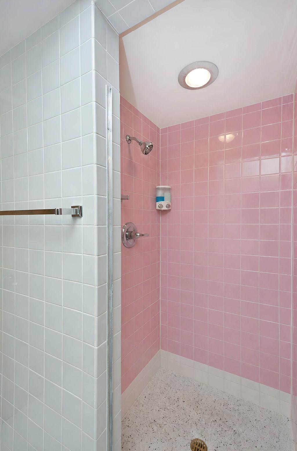1958 single family home for sale at 1325 5th Street N in Fargo, ND — 4 bed, 3 bath (photo 31 of 59)
