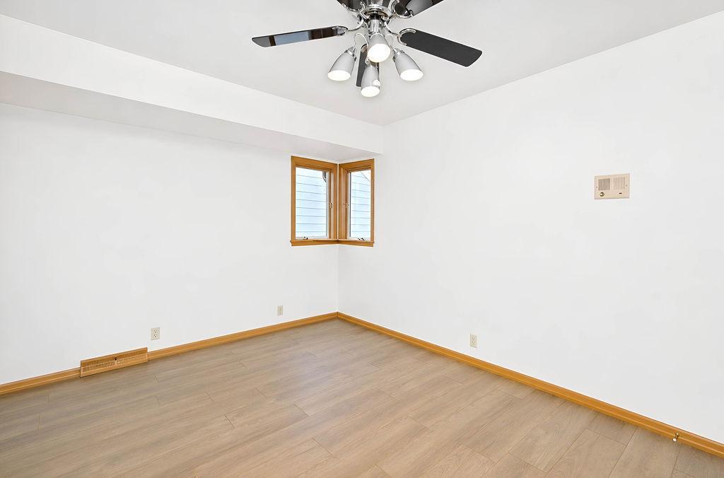 1958 single family home for sale at 1325 5th Street N in Fargo, ND — 4 bed, 3 bath (photo 34 of 59)