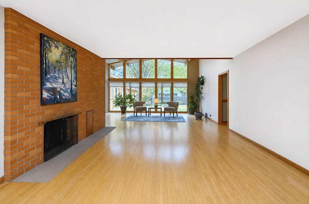 1958 single family home for sale at 1325 5th Street N in Fargo, ND — 4 bed, 3 bath (photo 10 of 59)