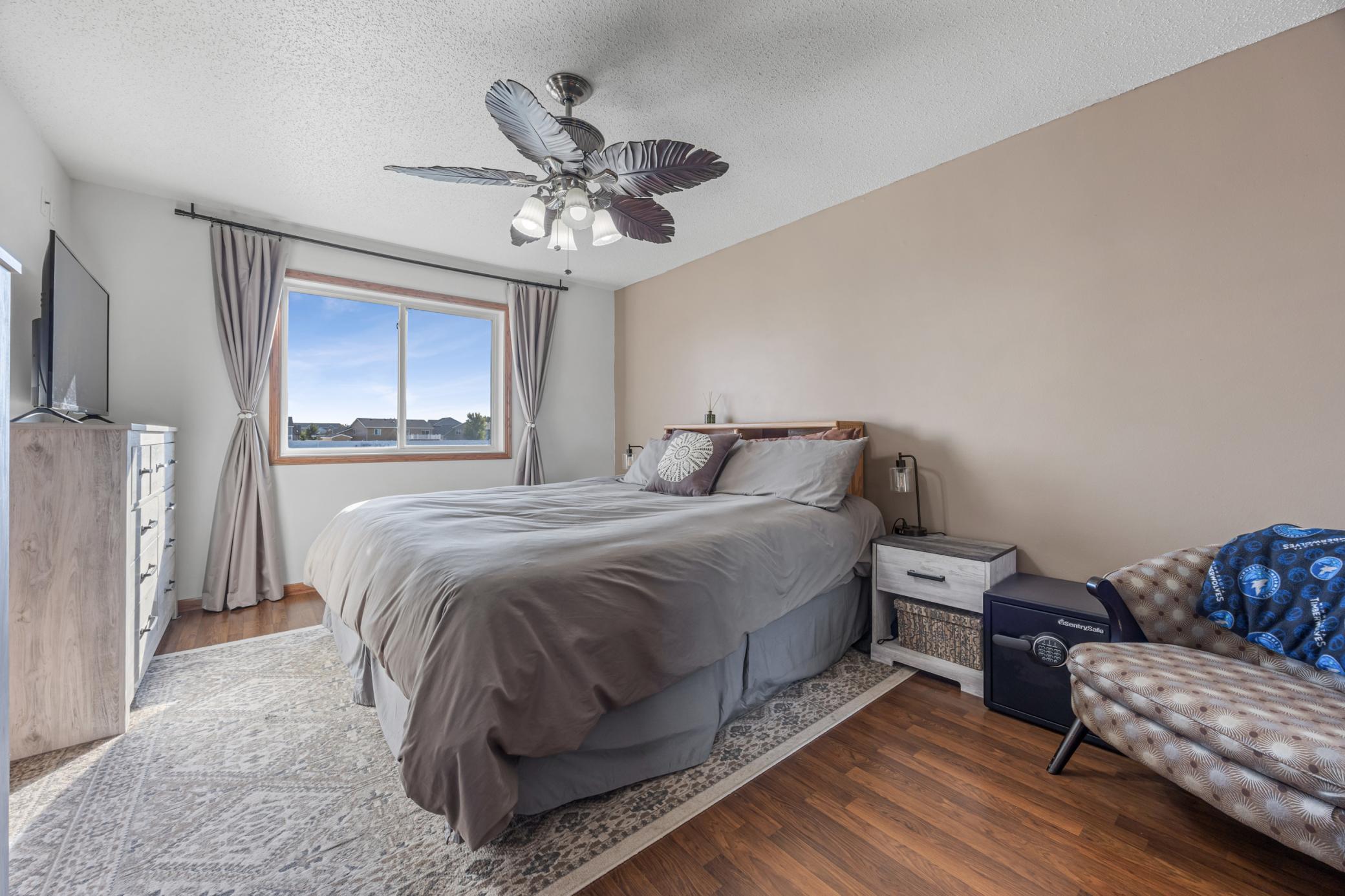 2007 single family home for sale at 4734 51st Street S in Fargo, ND — 4 bed, 3 bath (photo 11 of 32)