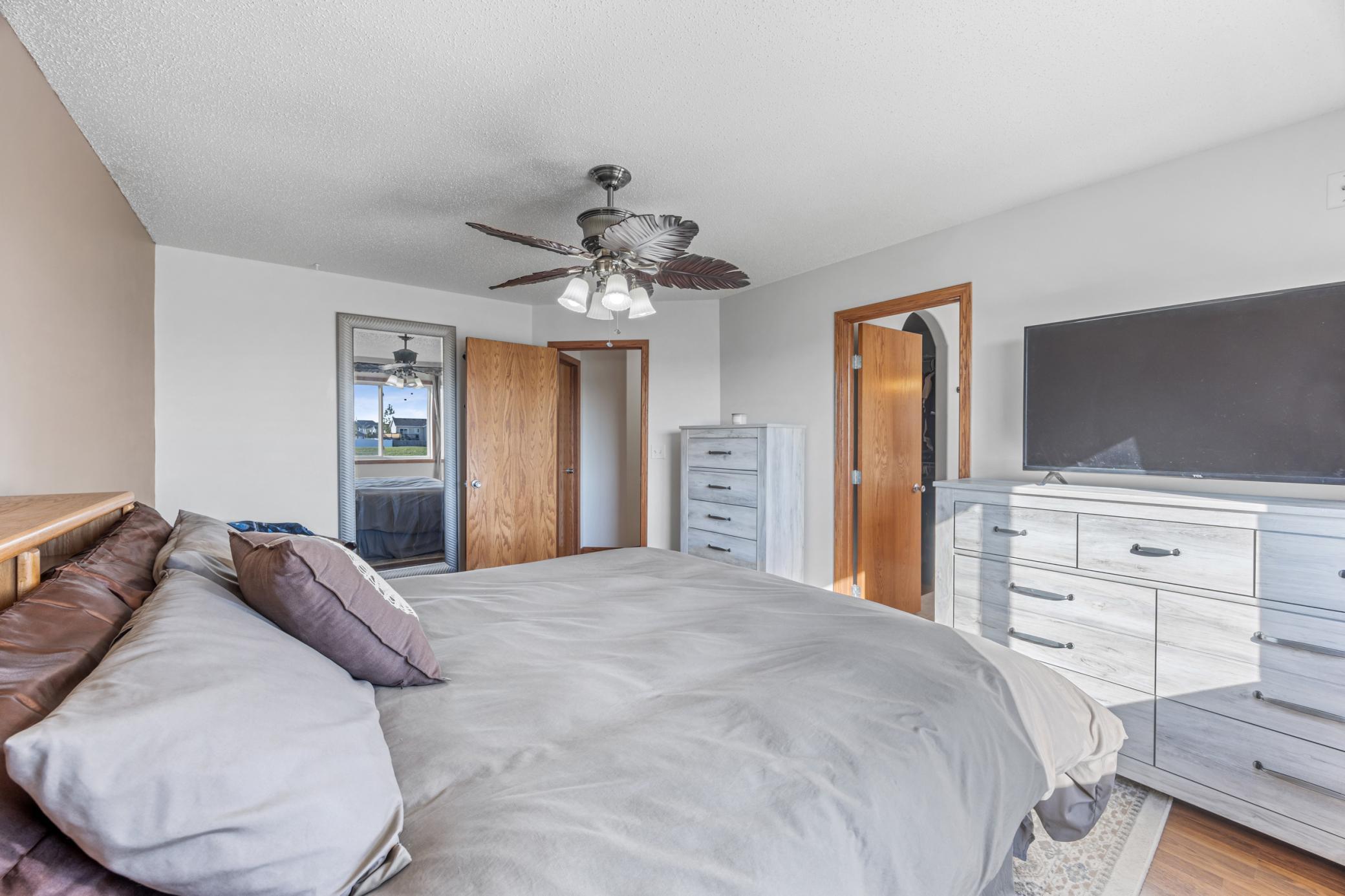 2007 single family home for sale at 4734 51st Street S in Fargo, ND — 4 bed, 3 bath (photo 12 of 32)