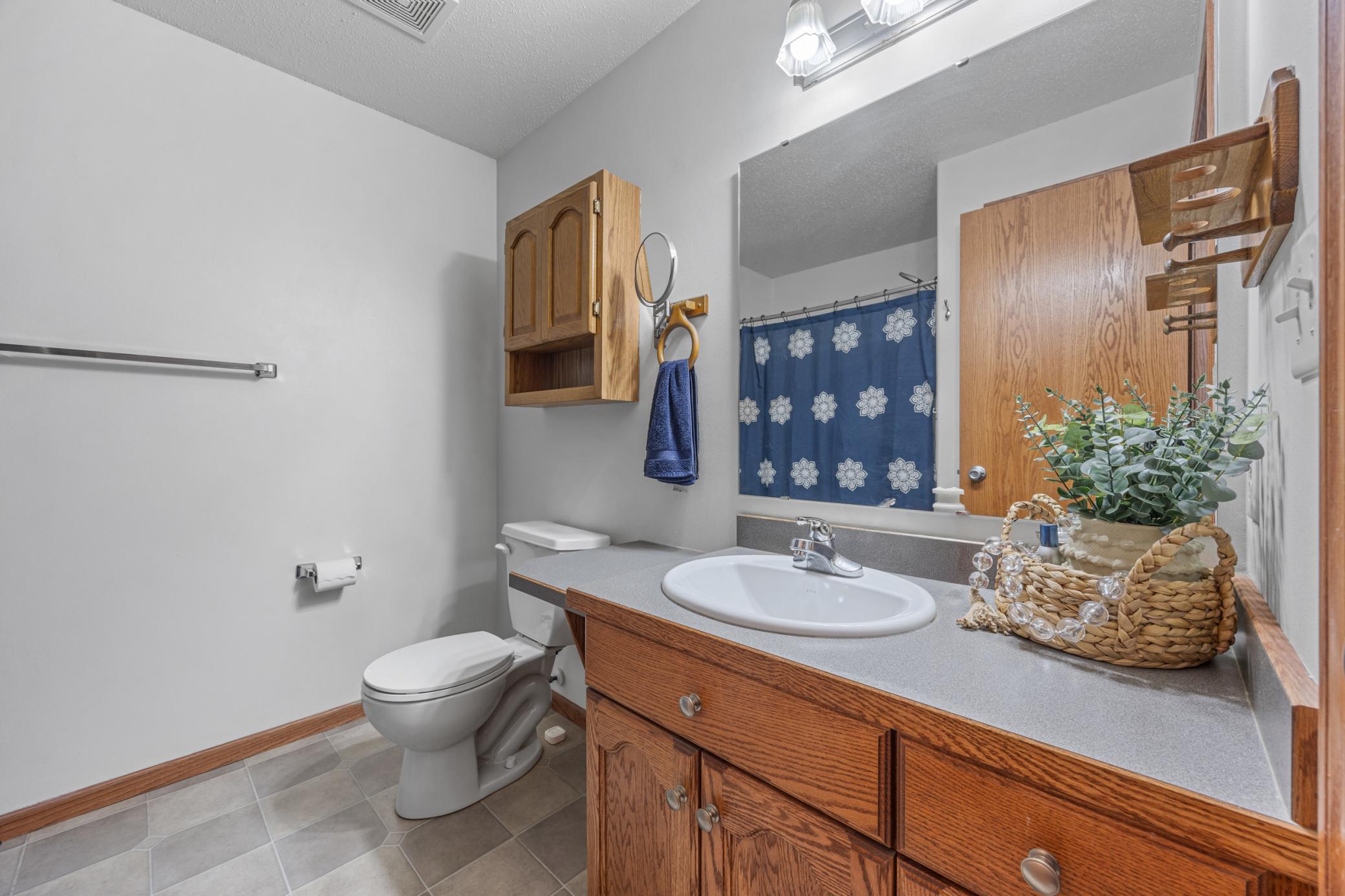 2007 single family home for sale at 4734 51st Street S in Fargo, ND — 4 bed, 3 bath (photo 23 of 32)
