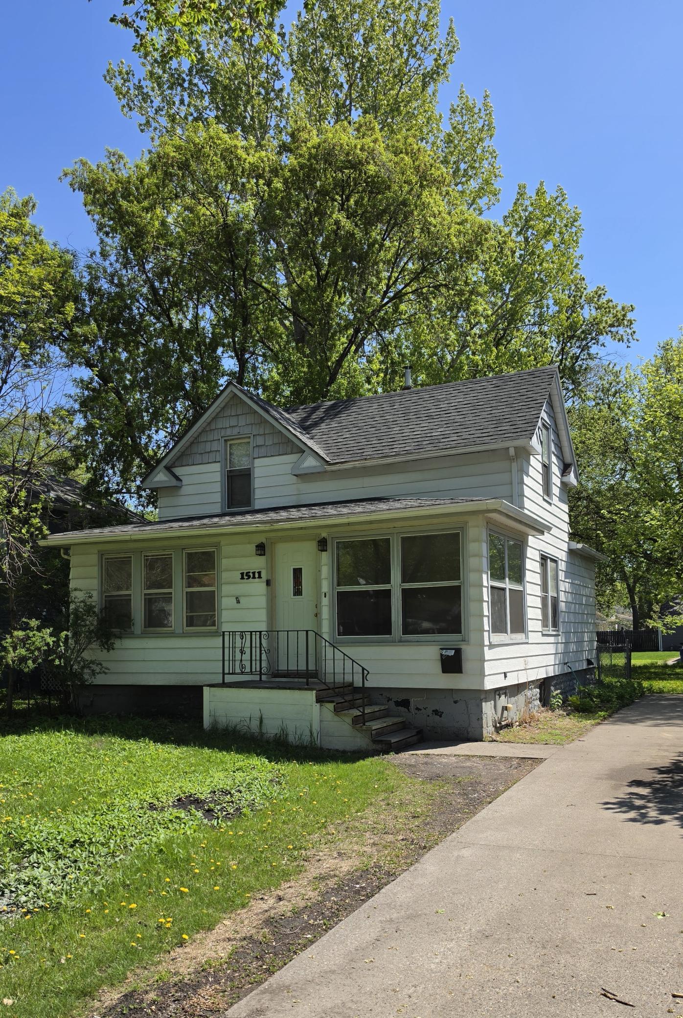 1511 9th Street N, Fargo, ND 58102 open house