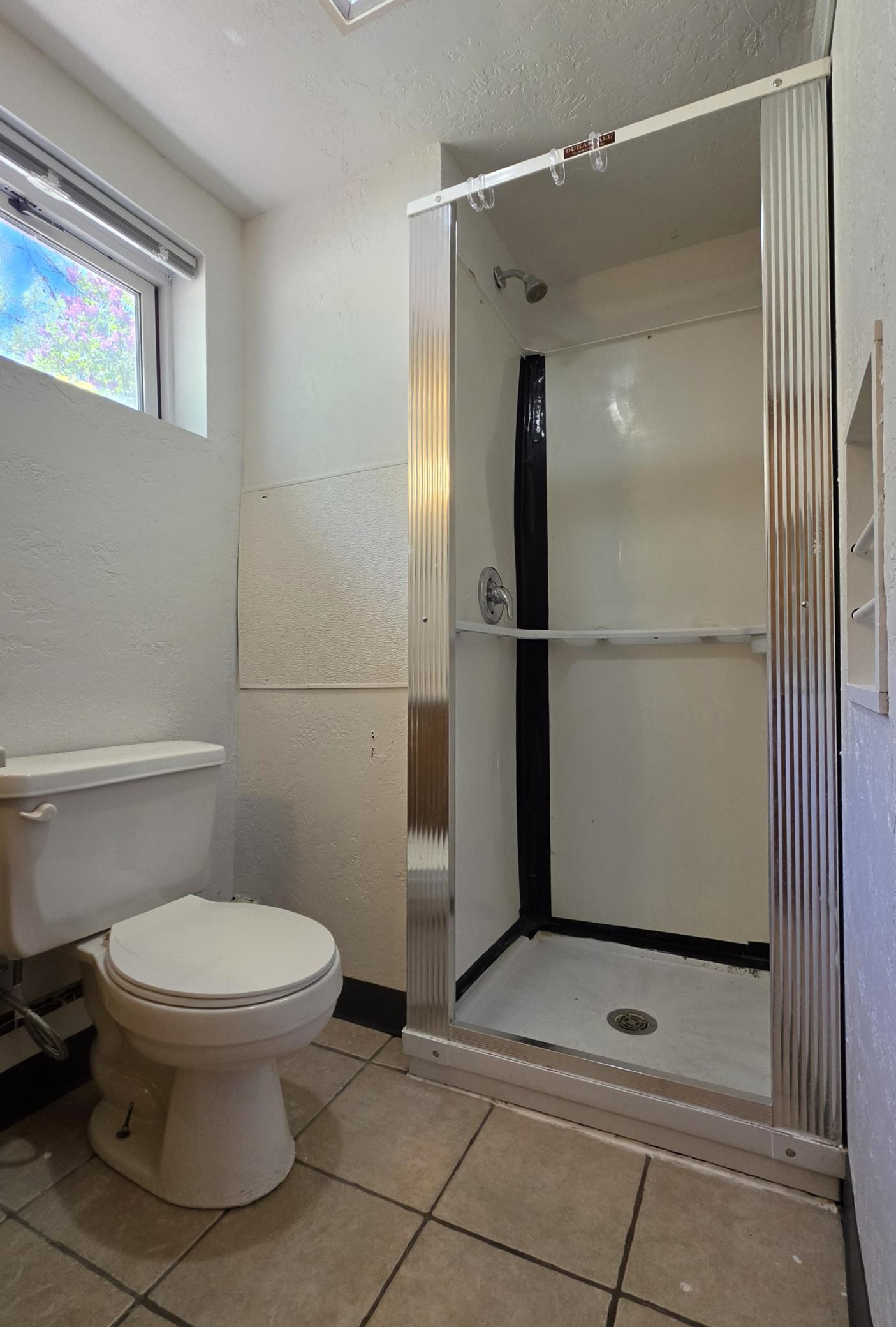 1908 single family home for sale at 1511 9th Street N in Fargo, ND — 4 bed, 2 bath (photo 14 of 27)