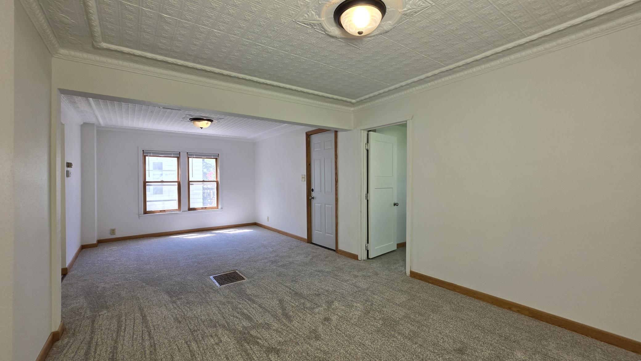 1908 single family home for sale at 1511 9th Street N in Fargo, ND — 4 bed, 2 bath (photo 22 of 27)