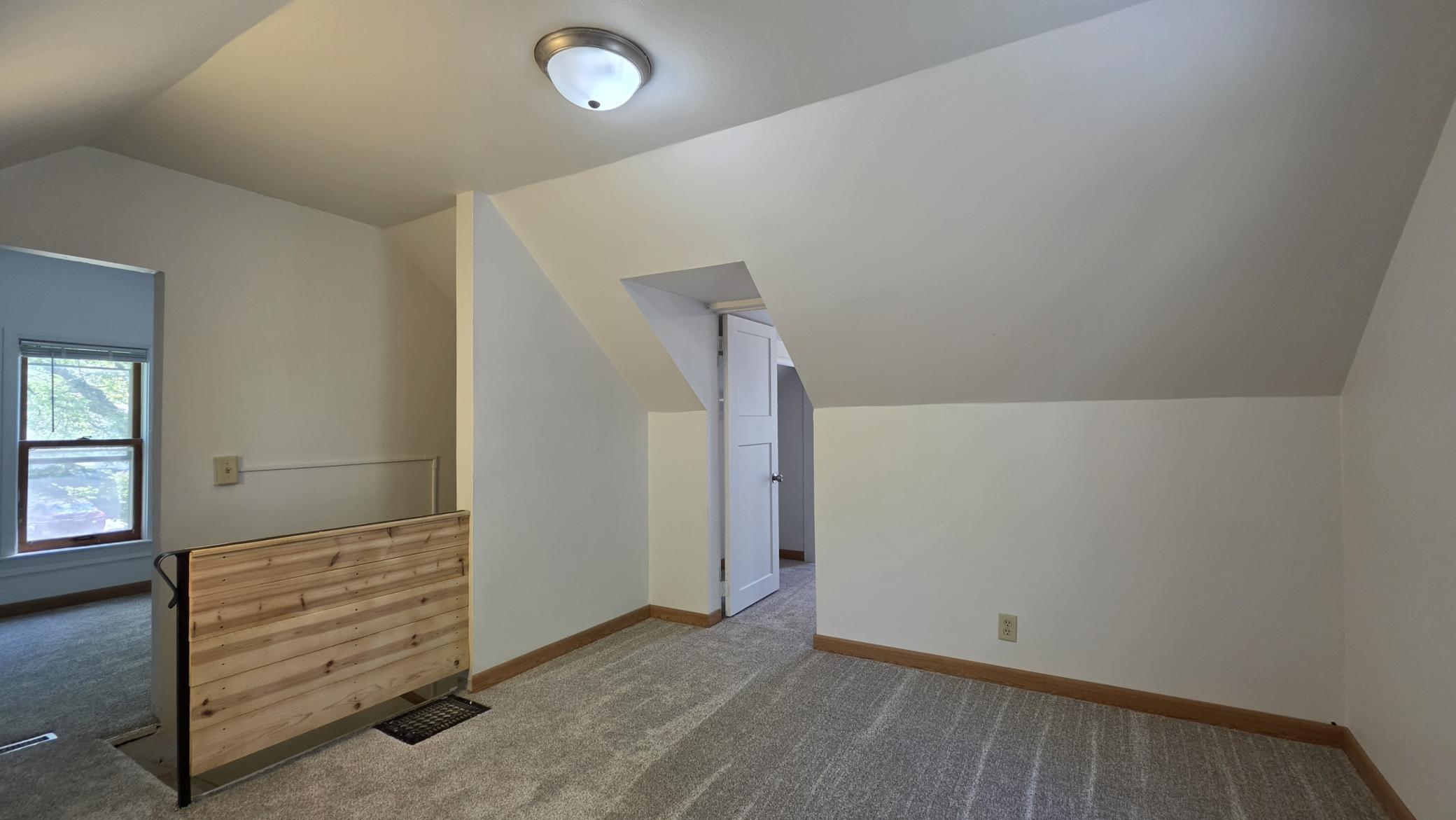 1908 single family home for sale at 1511 9th Street N in Fargo, ND — 4 bed, 2 bath (photo 26 of 27)