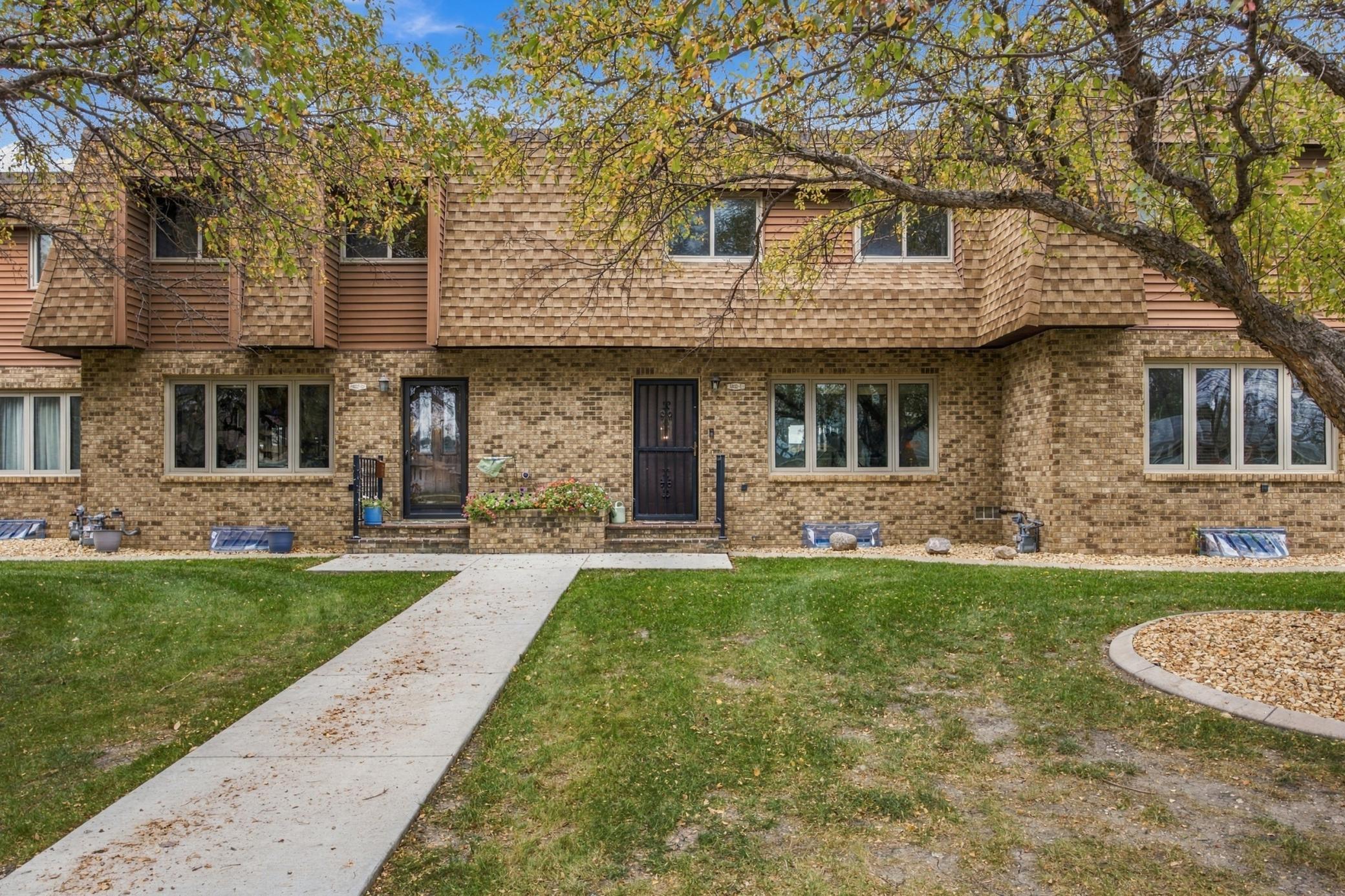 1402 E Gateway Circle S, Fargo, ND