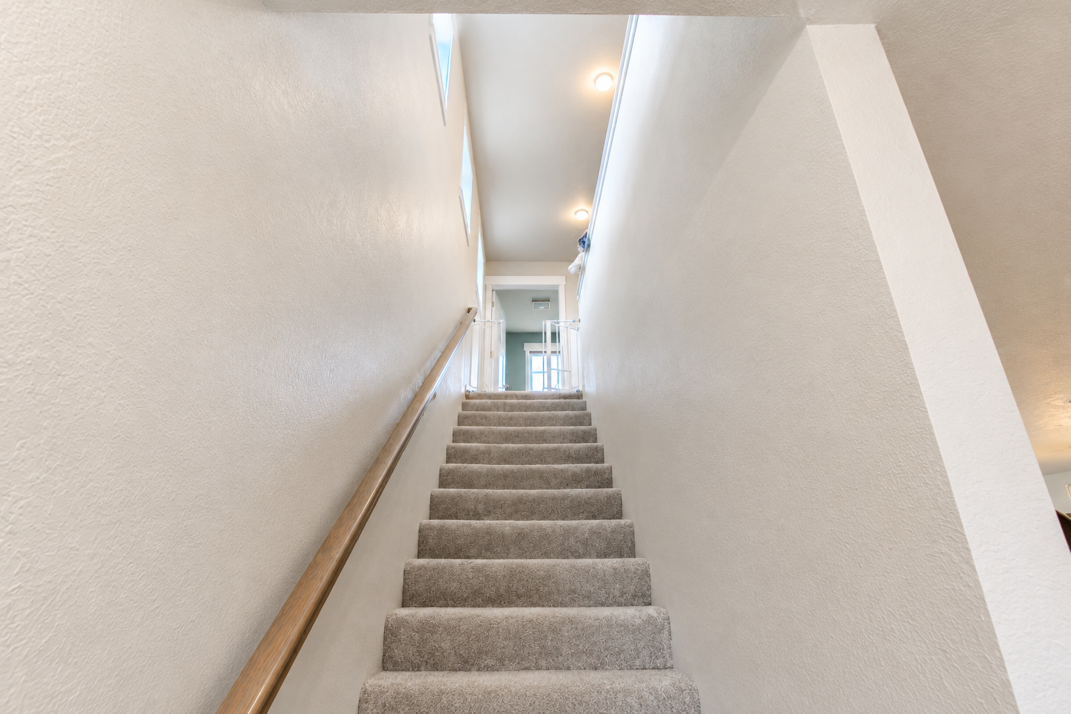 2019 single family home for sale at 1051 46th Avenue S in Moorhead, MN — 3 bed, 3 bath (photo 15 of 39)