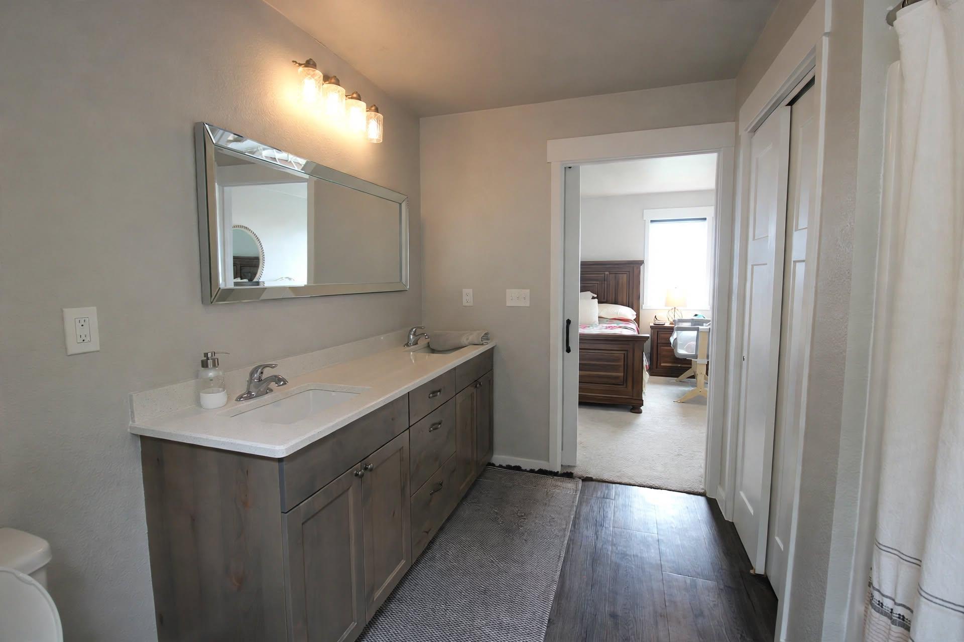 2019 single family home for sale at 1051 46th Avenue S in Moorhead, MN — 3 bed, 3 bath (photo 24 of 39)