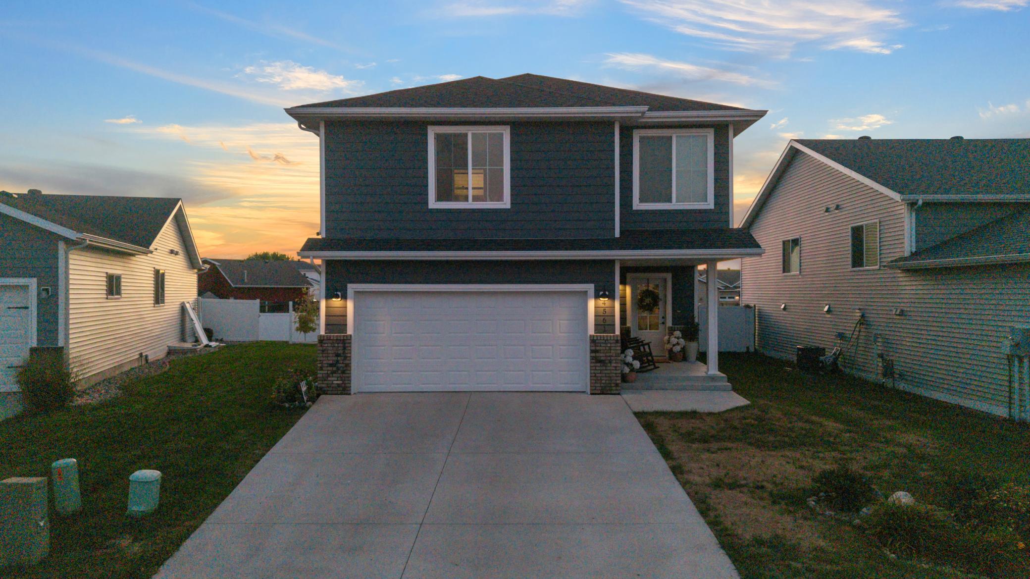 4561 17th Street S, Moorhead, MN