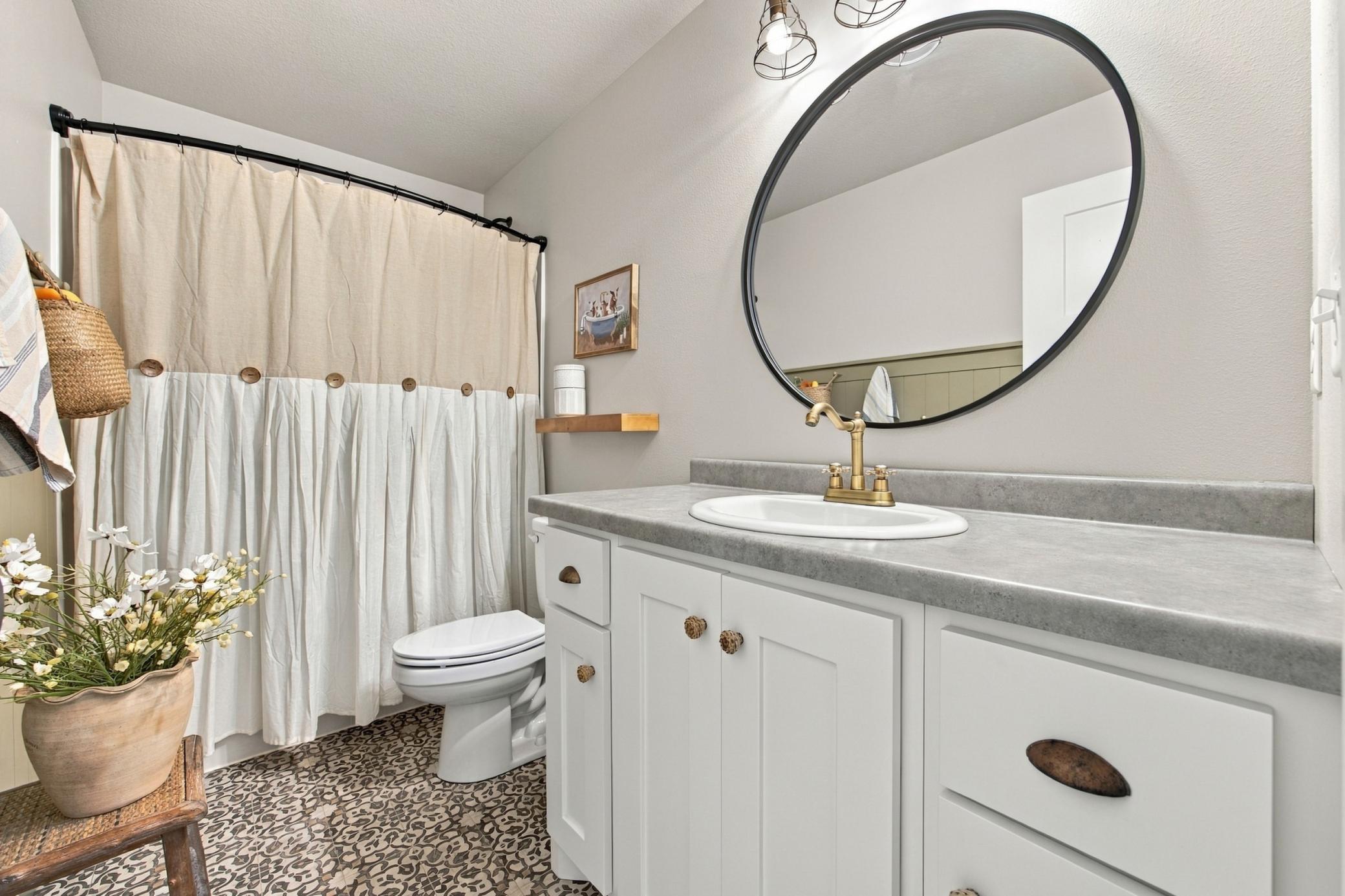 2018 single family home for sale at 4561 17th Street S in Moorhead, MN — 3 bed, 3 bath (photo 19 of 30)