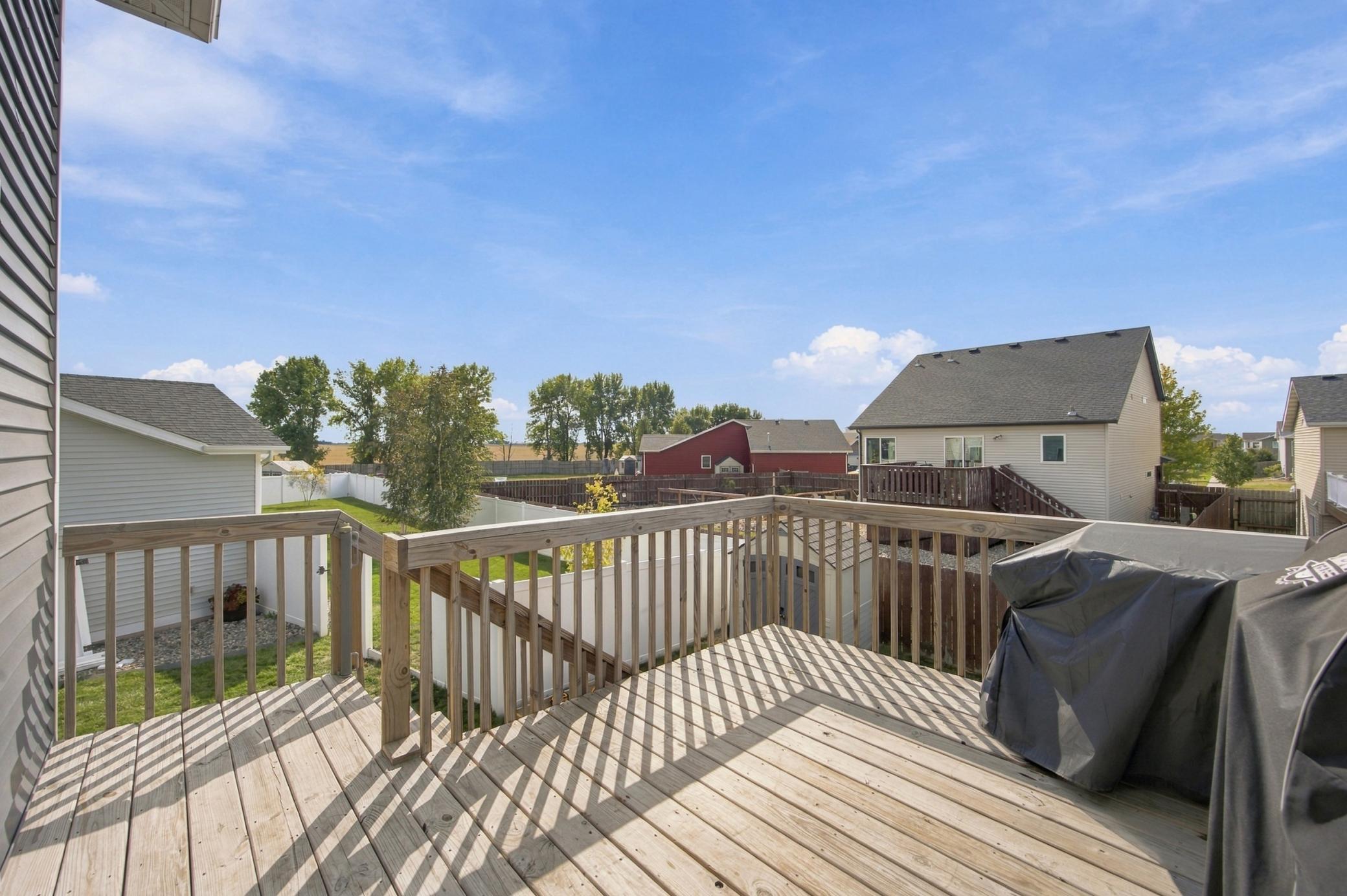 2018 single family home for sale at 4561 17th Street S in Moorhead, MN — 3 bed, 3 bath (photo 25 of 30)