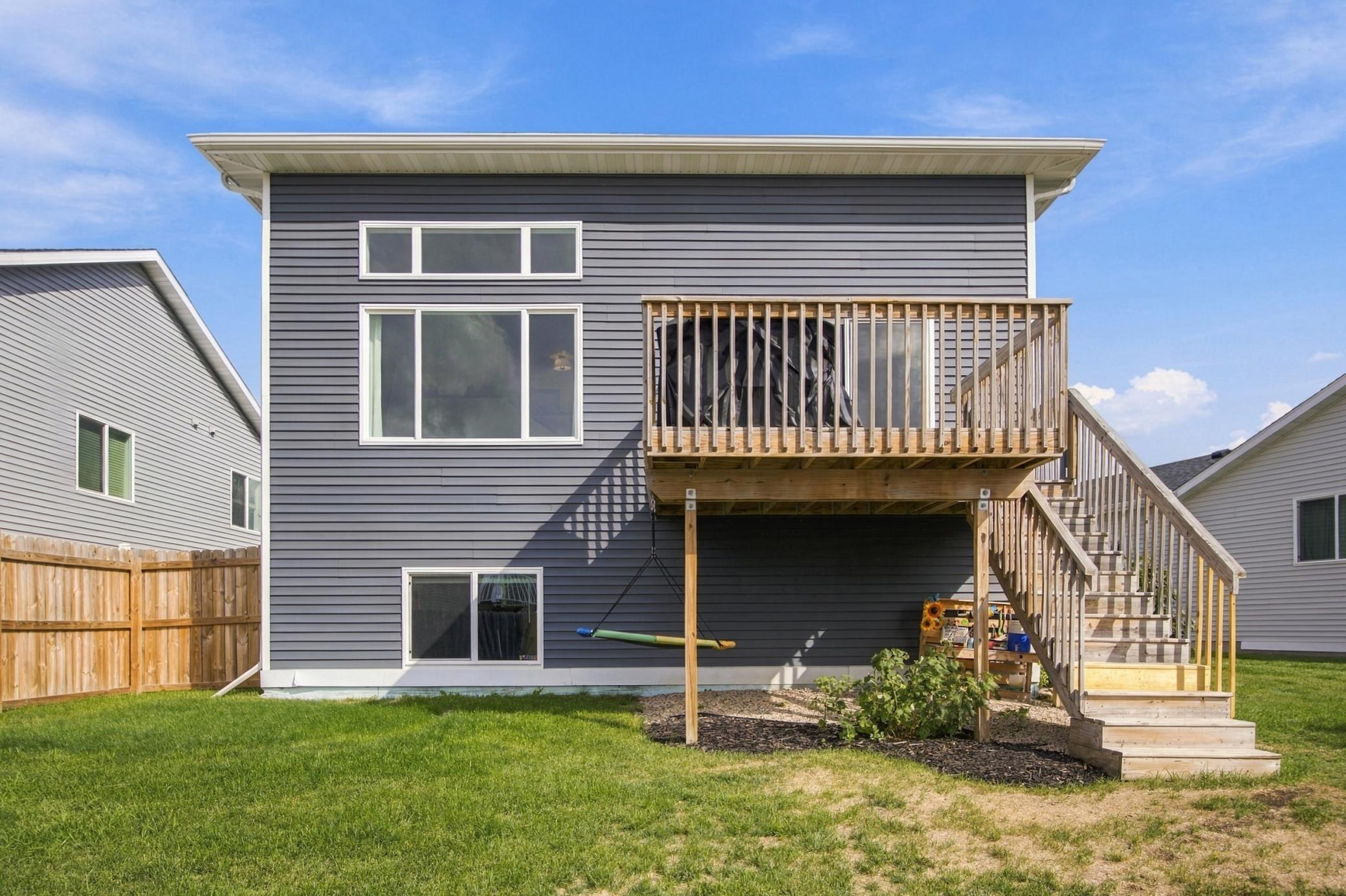 2018 single family home for sale at 4561 17th Street S in Moorhead, MN — 3 bed, 3 bath (photo 27 of 30)