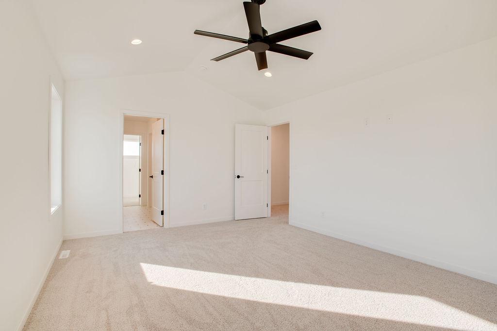 2027 single family home for sale at 1145 Rachel Drive W in West Fargo, ND — 3 bed, 3 bath (photo 11 of 17)