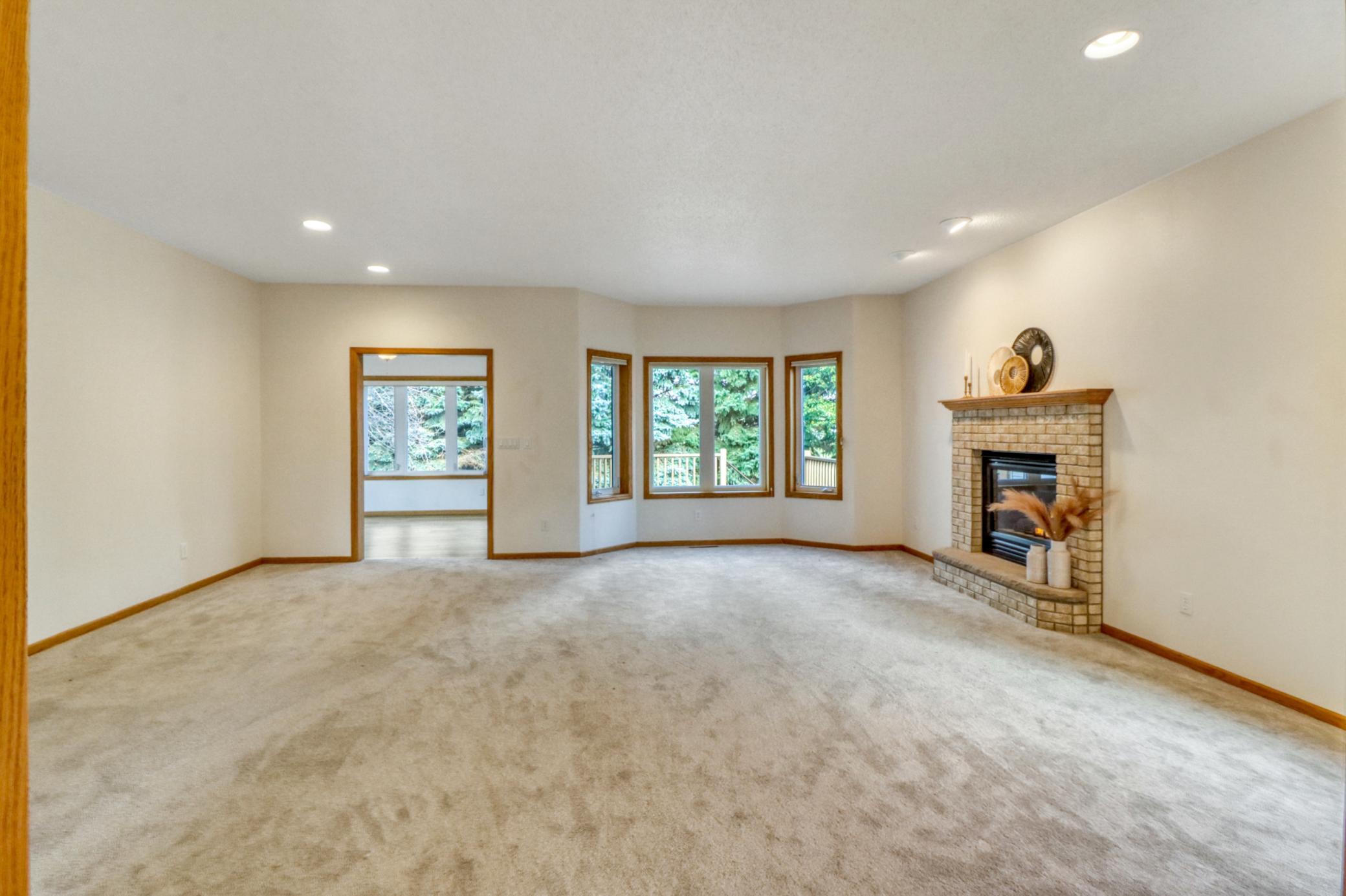1999 twin home for sale at 318 44th Avenue S in Moorhead, MN — 5 bed, 3 bath (photo 22 of 71)