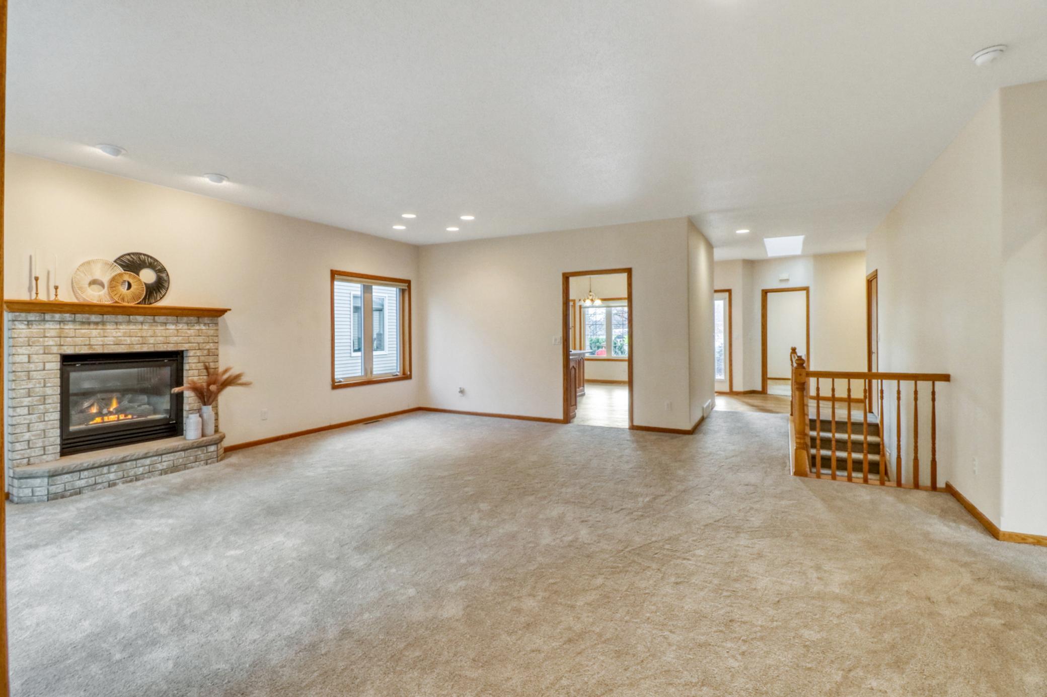 1999 twin home for sale at 318 44th Avenue S in Moorhead, MN — 5 bed, 3 bath (photo 25 of 71)