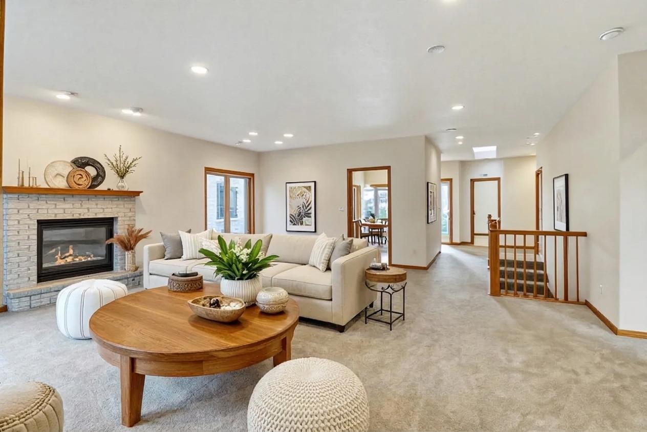 1999 twin home for sale at 318 44th Avenue S in Moorhead, MN — 5 bed, 3 bath (photo 26 of 71)