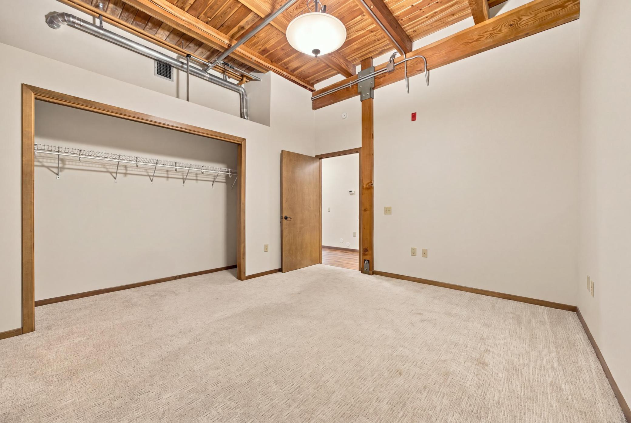2007 condo for sale at 11 4th Street S, Unit 102 in Moorhead, MN — 2 bed, 2 bath (photo 14 of 19)