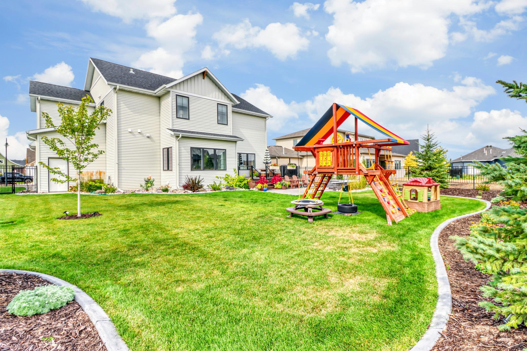 2023 single family home for sale at 4752 Prairie Pond Crossing Crossing S in Fargo, ND — 5 bed, 4 bath (photo 77 of 89)