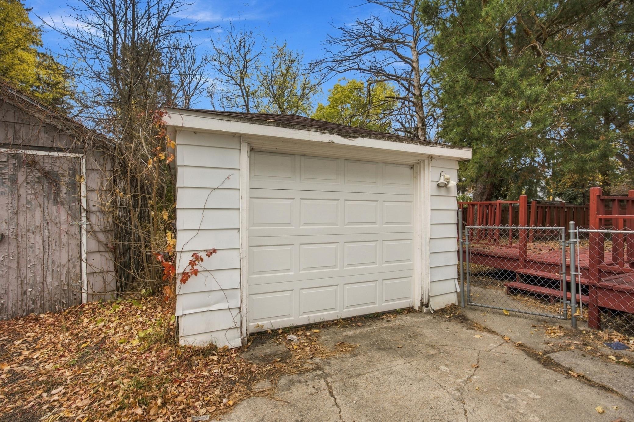 1938 single family home for sale at 411 13th Street S in Moorhead, MN — 3 bed, 2 bath (photo 23 of 39)