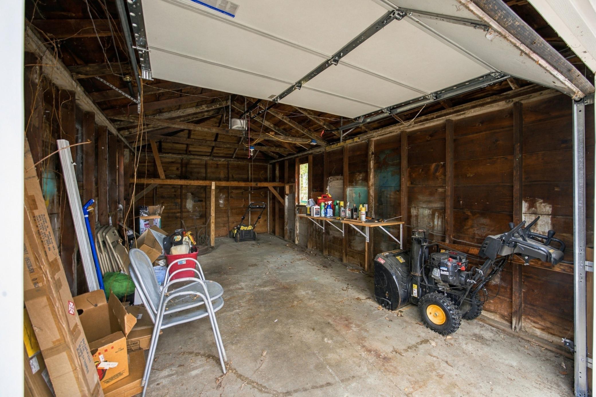 1938 single family home for sale at 411 13th Street S in Moorhead, MN — 3 bed, 2 bath (photo 25 of 39)