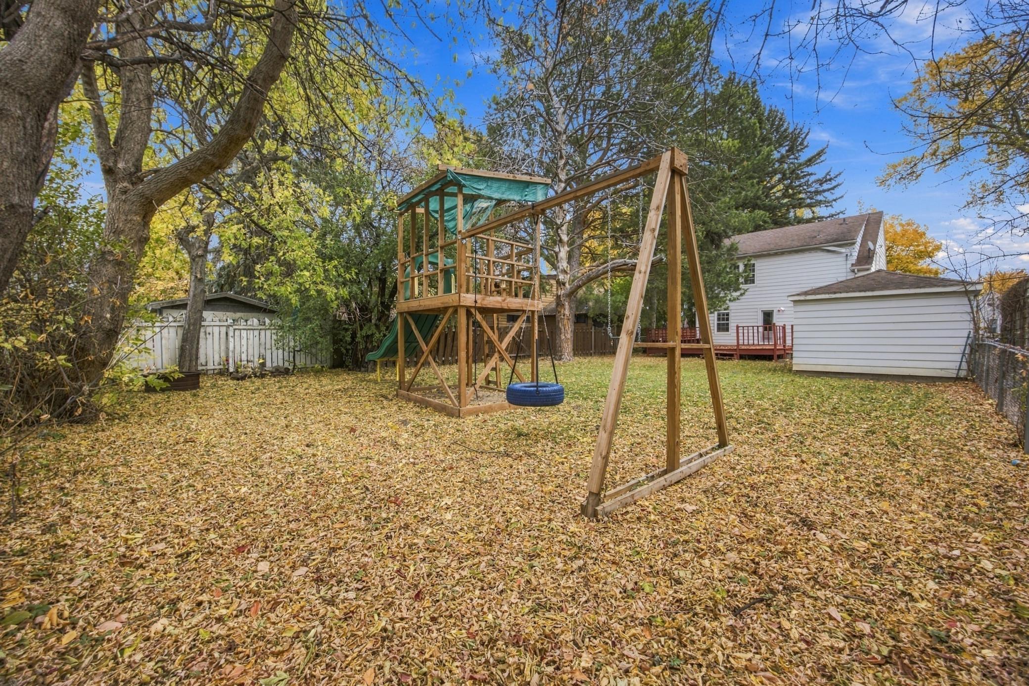 1938 single family home for sale at 411 13th Street S in Moorhead, MN — 3 bed, 2 bath (photo 28 of 39)