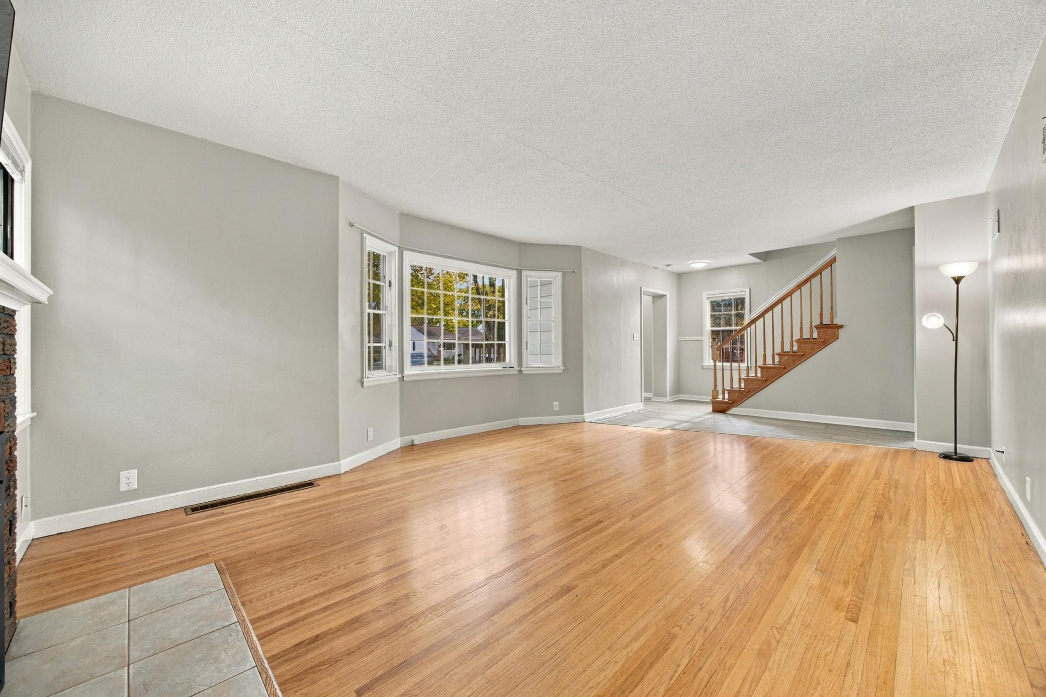 1938 single family home for sale at 411 13th Street S in Moorhead, MN — 3 bed, 2 bath (photo 6 of 39)