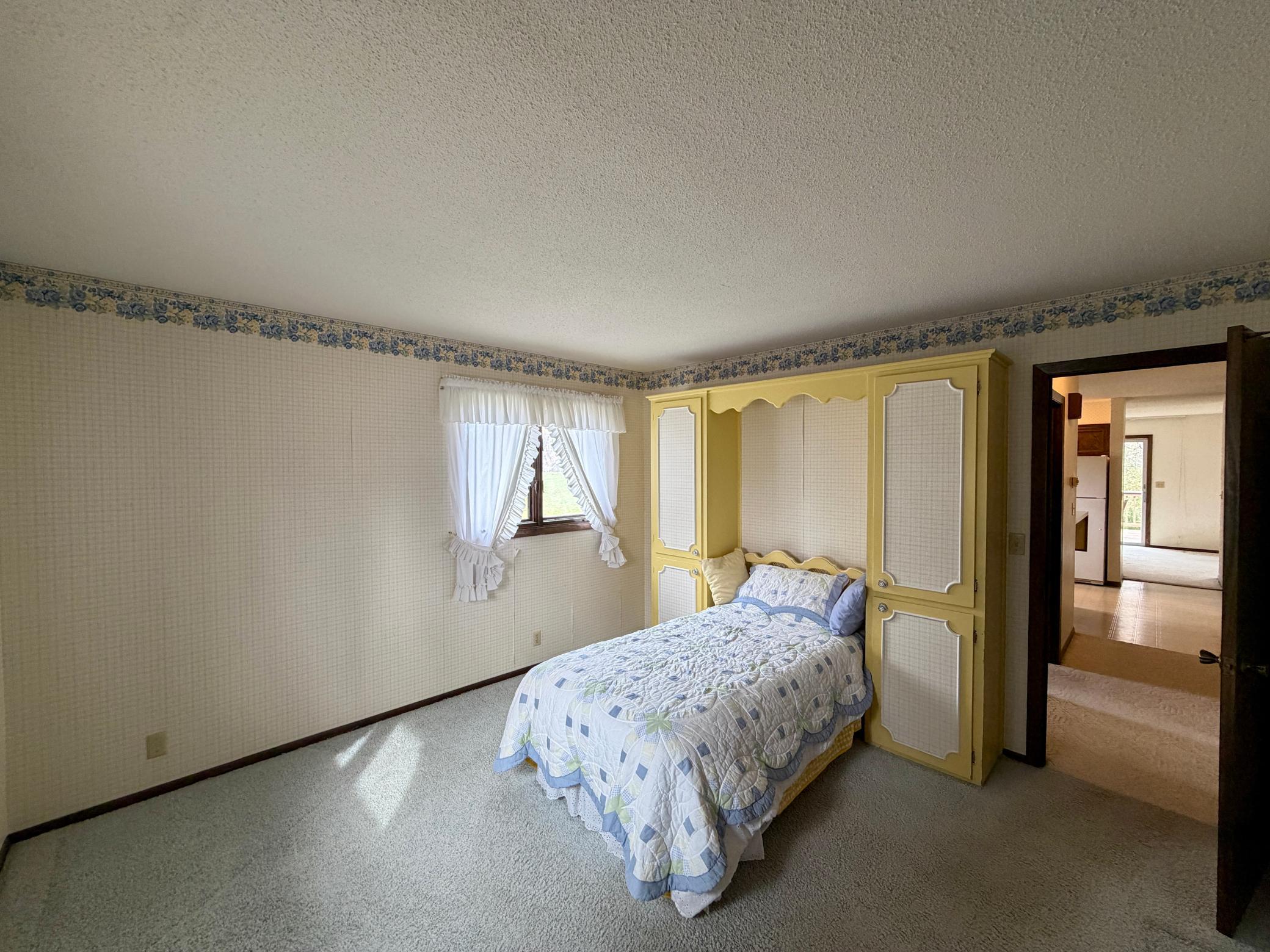 1973 single family home for sale at 3008 Rivershore Drive in Moorhead, MN — 4 bed, 3 bath (photo 12 of 33)