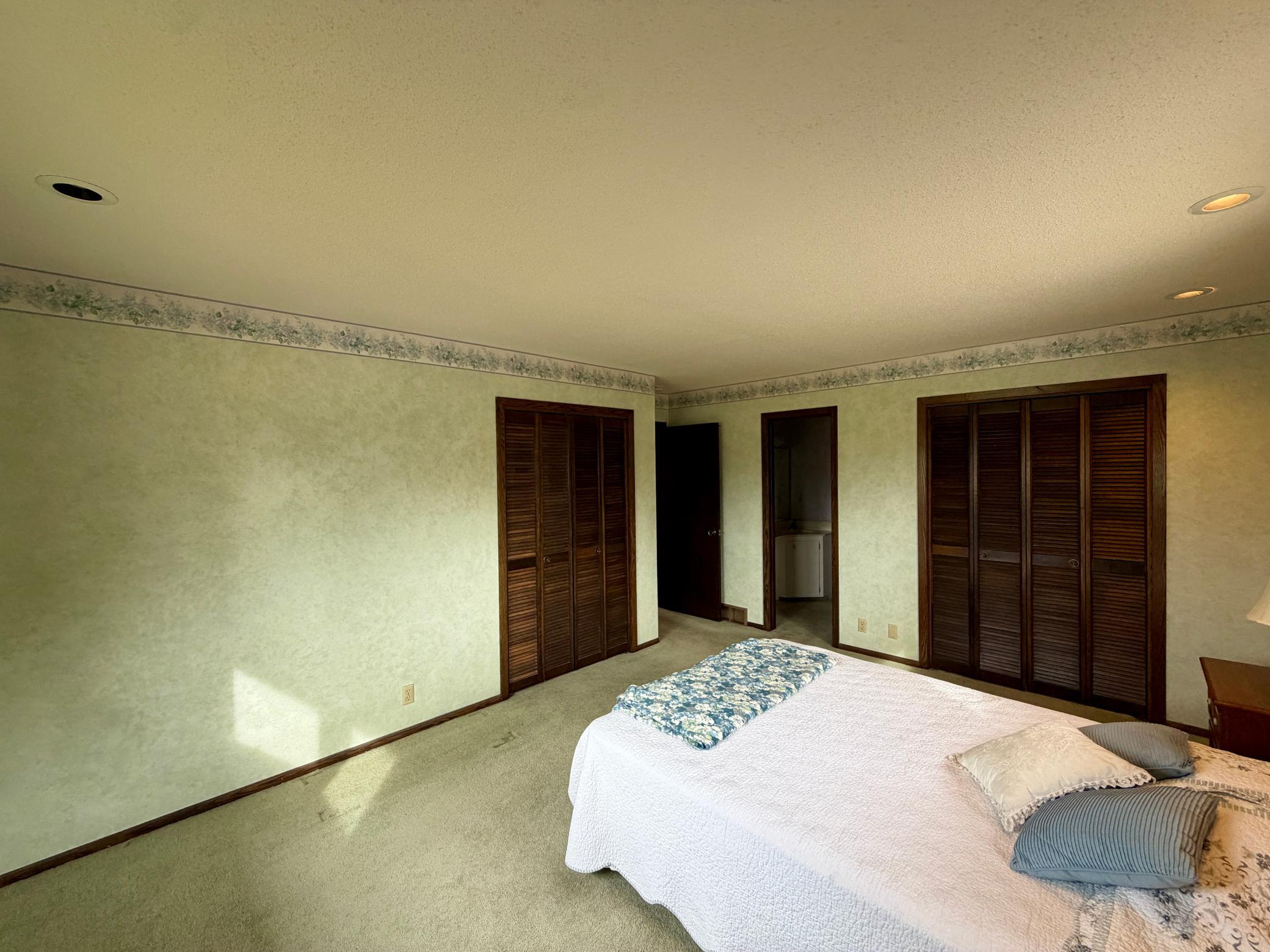 1973 single family home for sale at 3008 Rivershore Drive in Moorhead, MN — 4 bed, 3 bath (photo 15 of 33)