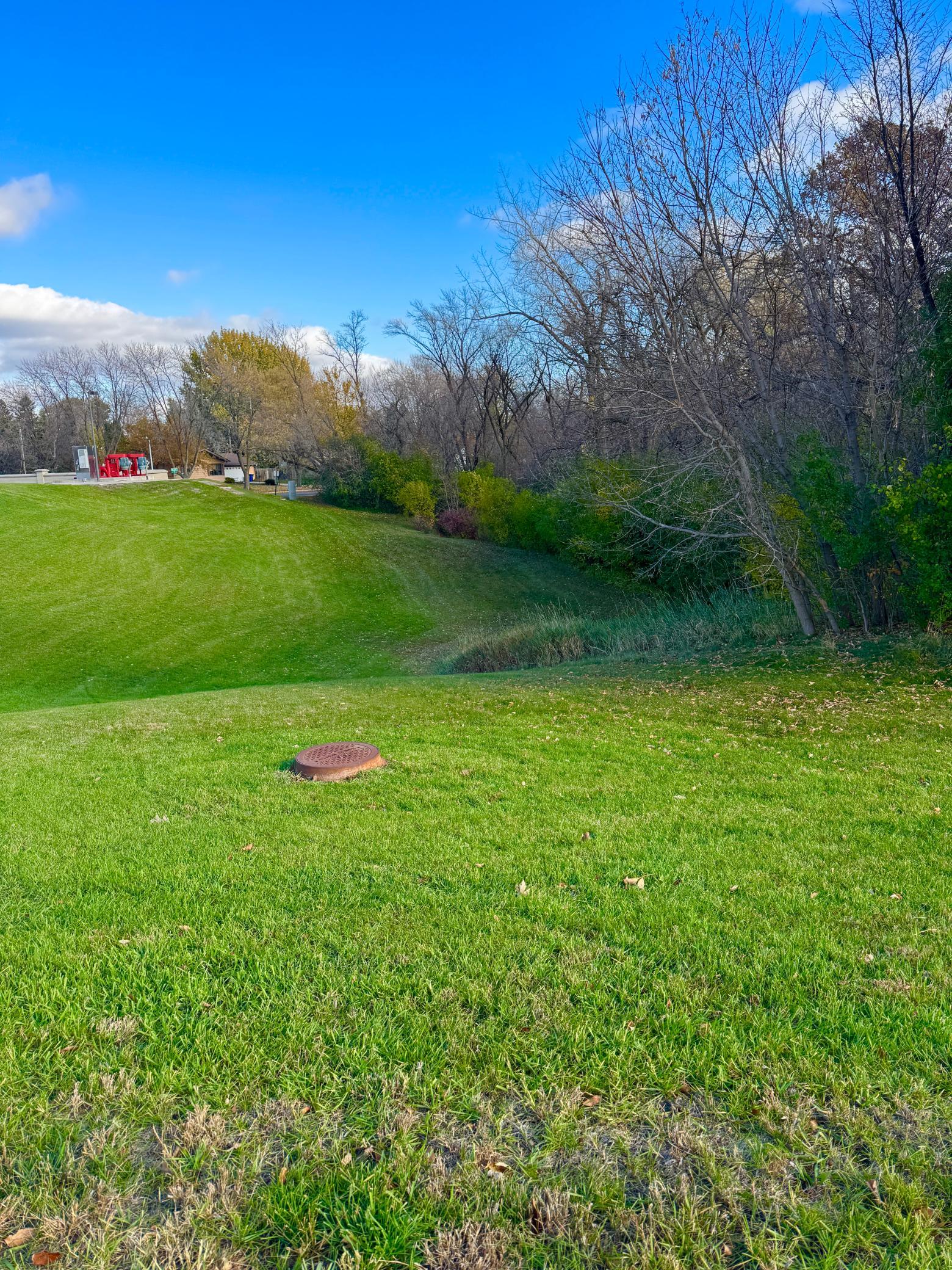 1973 single family home for sale at 3008 Rivershore Drive in Moorhead, MN — 4 bed, 3 bath (photo 32 of 33)