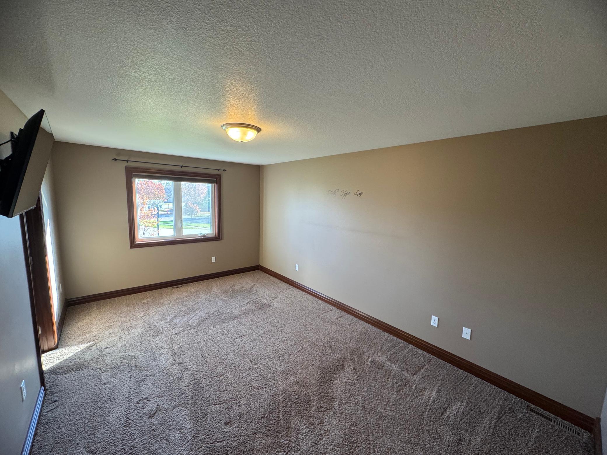 2013 single family home for sale at 6296 14th Street S in Fargo, ND — 4 bed, 3 bath (photo 15 of 26)